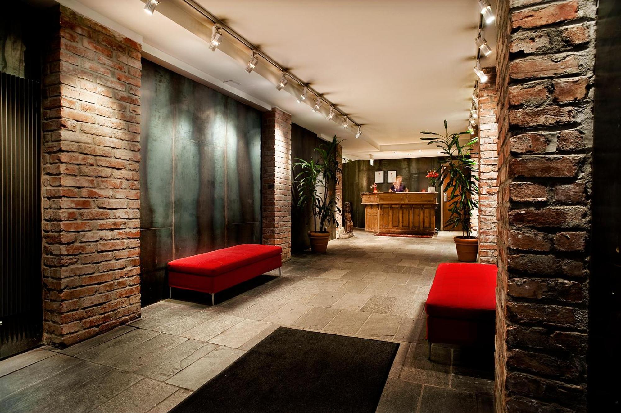 Hotel Hellsten 4*